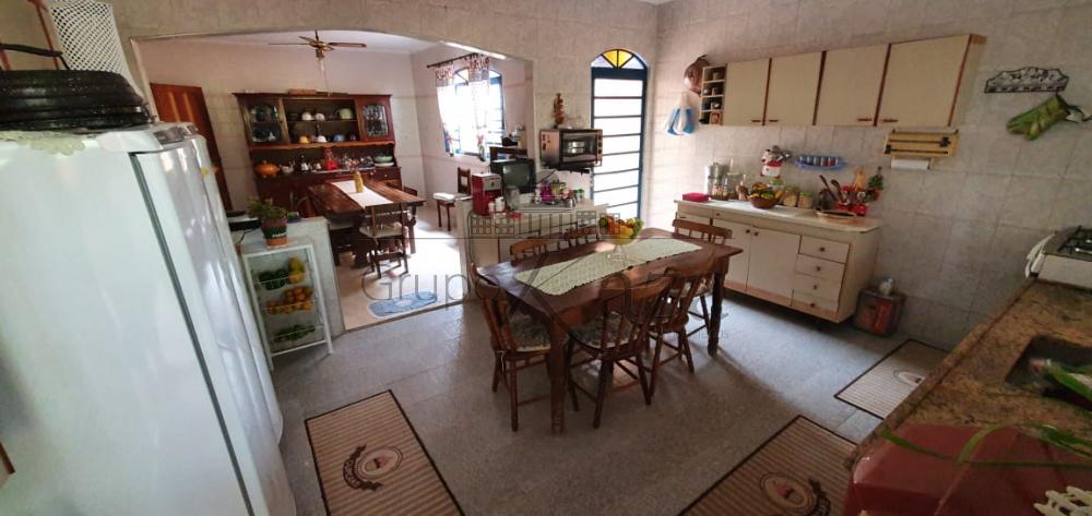 Foto 7 de Casa Padrão em Bom Retiro, São José dos Campos - imagem 7