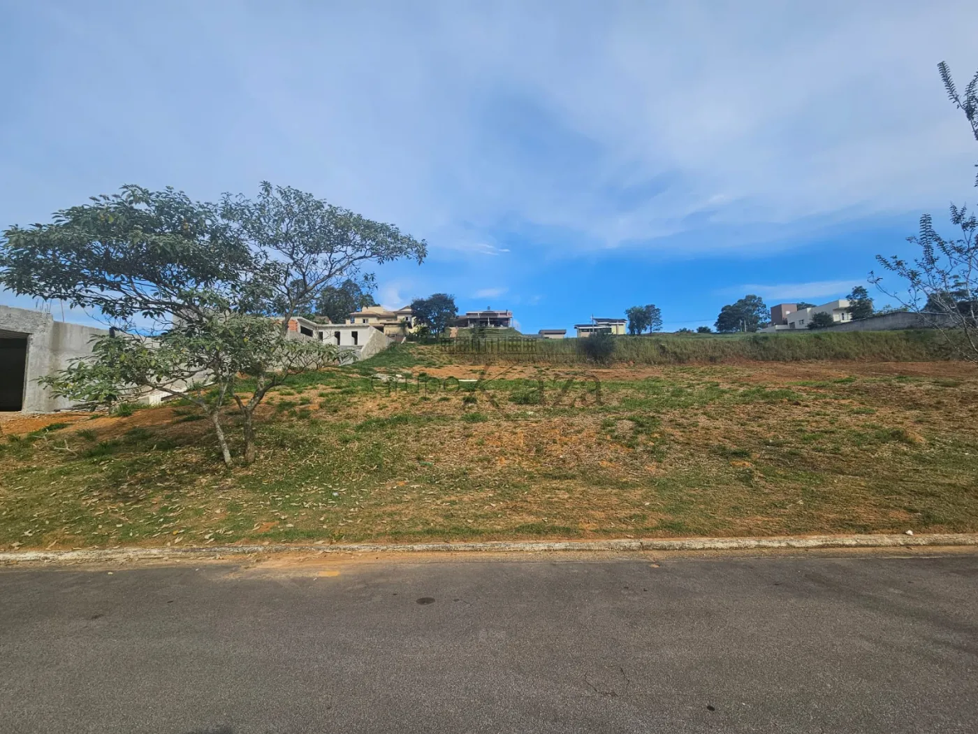 Foto 1 de Terreno Condomínio em Fazenda Reserva São Francisco, Jambeiro - imagem 1 Foto 1 de Terreno Condomínio em Fazenda Reserva São Francisco, Jambeiro - imagem 1