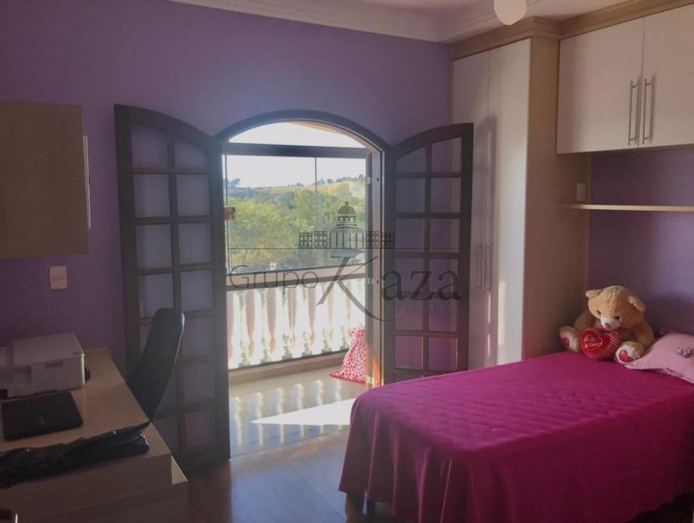 Foto 11 de Casa Sobrado em Jardim Uirá, São José dos Campos - imagem 11