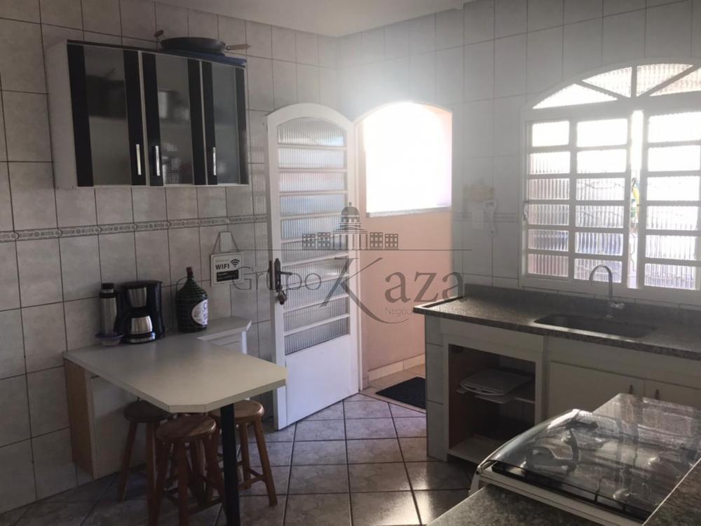 Foto 4 de Casa Padrão em Jardim Uirá, São José dos Campos - imagem 4