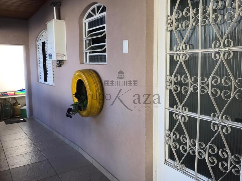Foto 12 de Casa Padrão em Jardim Uirá, São José dos Campos - imagem 12