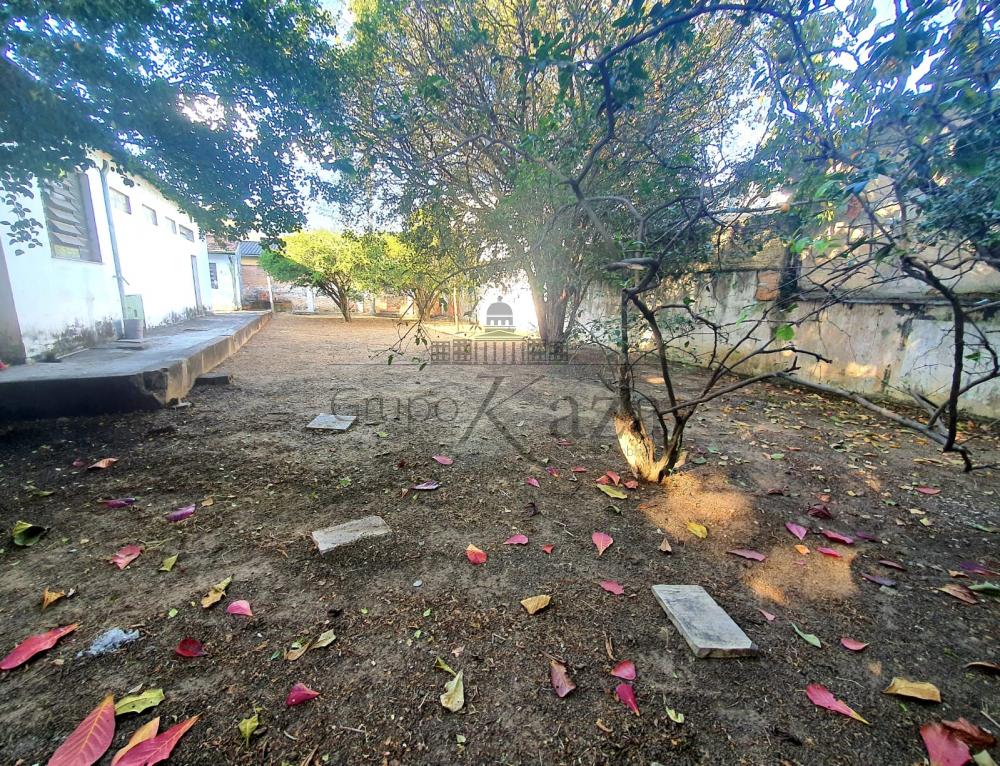 Foto 1 de Casa Comercial Residencial em Centro, Jacareí - imagem 1 Foto 1 de Casa Comercial Residencial em Centro, Jacareí - imagem 1