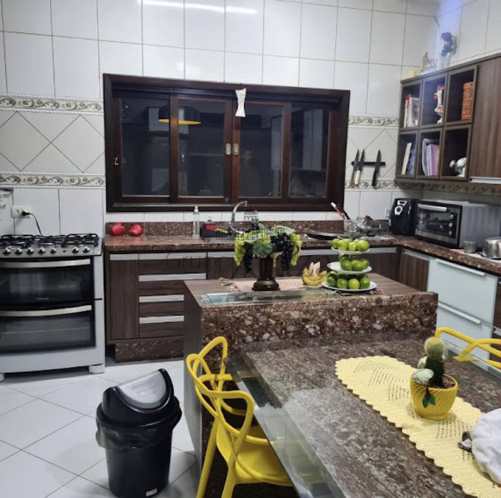 Foto 13 de Casa Condomínio em Jardim Altos de Santana II, Jacareí - imagem 13