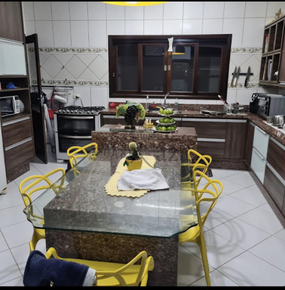 Foto 14 de Casa Condomínio em Jardim Altos de Santana II, Jacareí - imagem 14