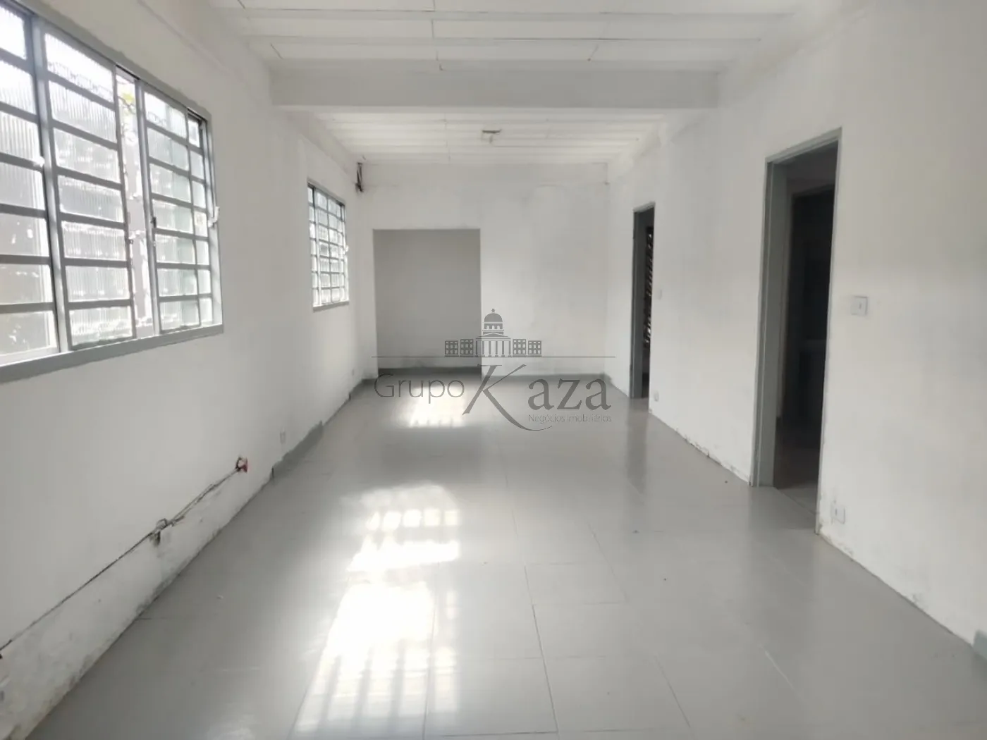 Foto 2 de Casa Comercial Residencial em Jardim Oriente, São José dos Campos - imagem 2 Foto 2 de Casa Comercial Residencial em Jardim Oriente, São José dos Campos - imagem 2