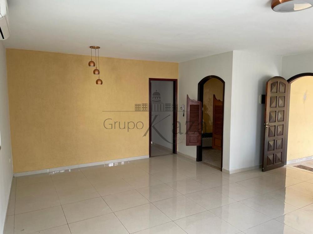 Foto 1 de Casa Comercial Residencial em Chácaras Santa Maria, Jacareí - imagem 1 Foto 1 de Casa Comercial Residencial em Chácaras Santa Maria, Jacareí - imagem 1