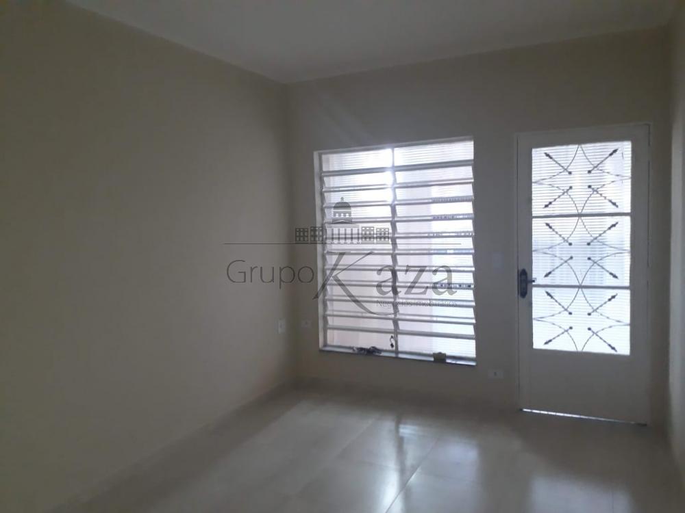 Foto 1 de Casa Padrão em Santa Cruz dos Lázaros, Jacareí - imagem 1 Foto 1 de Casa Padrão em Santa Cruz dos Lázaros, Jacareí - imagem 1