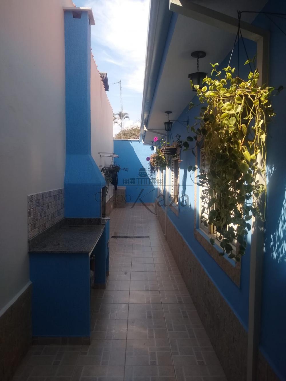 Foto 1 de Casa Comercial Residencial em Jardim Siesta, Jacareí - imagem 1 Foto 1 de Casa Comercial Residencial em Jardim Siesta, Jacareí - imagem 1