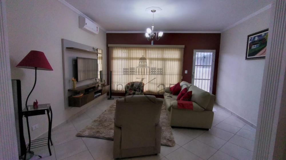 Foto 2 de Casa Sobrado em Cidade Jardim, Jacareí - imagem 2 Foto 2 de Casa Sobrado em Cidade Jardim, Jacareí - imagem 2