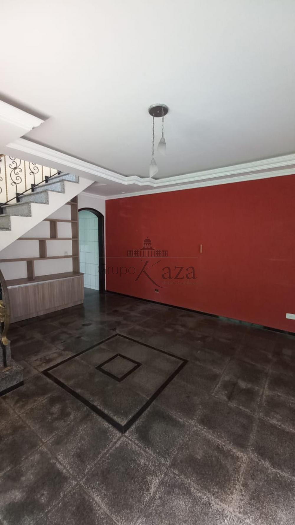 Foto 2 de Casa Sobrado em Jardim Santa Marina, Jacareí - imagem 2 Foto 2 de Casa Sobrado em Jardim Santa Marina, Jacareí - imagem 2