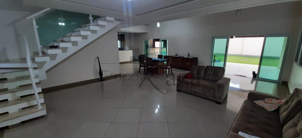 Foto 1 de Casa Sobrado em Chácaras Santa Maria, Jacareí - imagem 1 Foto 1 de Casa Sobrado em Chácaras Santa Maria, Jacareí - imagem 1