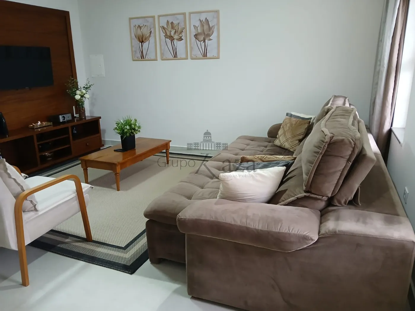 Foto 2 de Casa Sobrado em Chácaras Santa Maria, Jacareí - imagem 2 Foto 2 de Casa Sobrado em Chácaras Santa Maria, Jacareí - imagem 2