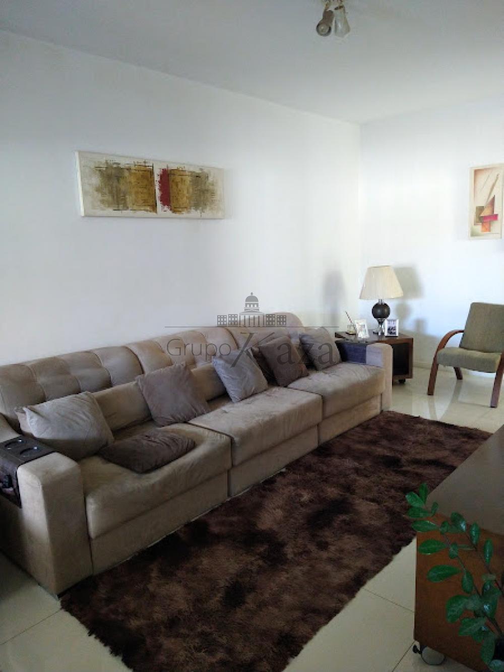 Foto 2 de Casa Padrão em Chácaras Santa Maria, Jacareí - imagem 2 Foto 2 de Casa Padrão em Chácaras Santa Maria, Jacareí - imagem 2