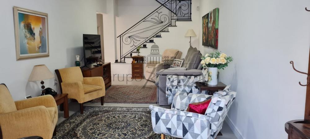 Foto 1 de Casa Padrão em Centro, Taubaté - imagem 1 Foto 1 de Casa Padrão em Centro, Taubaté - imagem 1