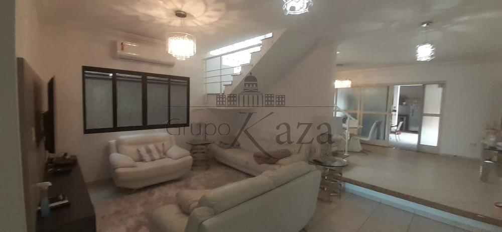 Foto 2 de Casa Condomínio em Vila Zezé, Jacareí - imagem 2 Foto 2 de Casa Condomínio em Vila Zezé, Jacareí - imagem 2