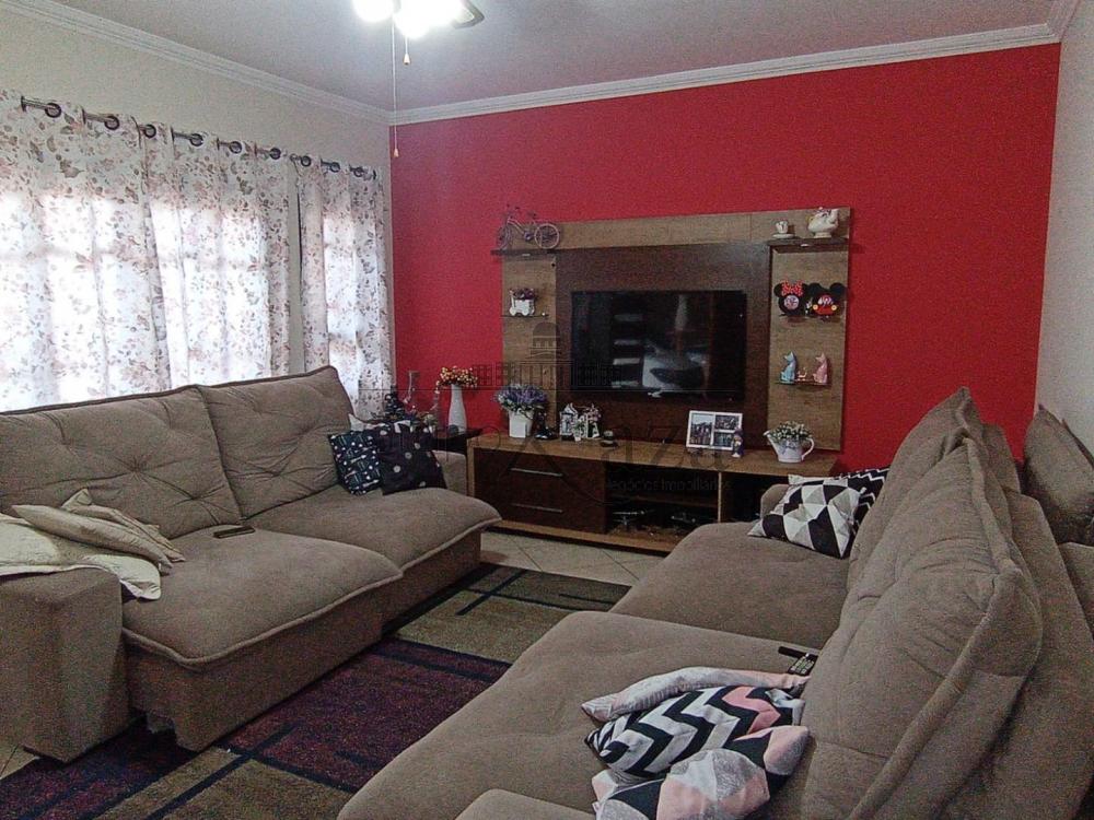 Foto 1 de Casa Térrea em Chácaras Santa Maria, Jacareí - imagem 1 Foto 1 de Casa Térrea em Chácaras Santa Maria, Jacareí - imagem 1