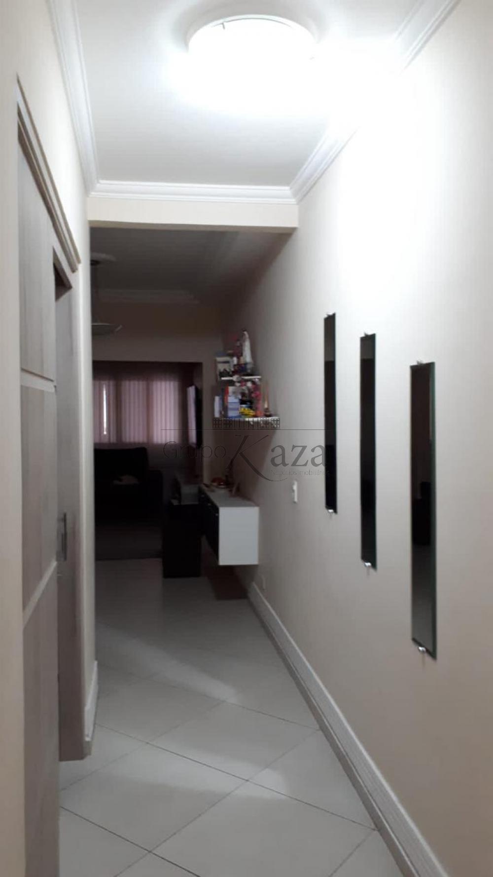 Foto 5 de Casa Padrão em Jardim Terras do Sul, São José dos Campos - imagem 5