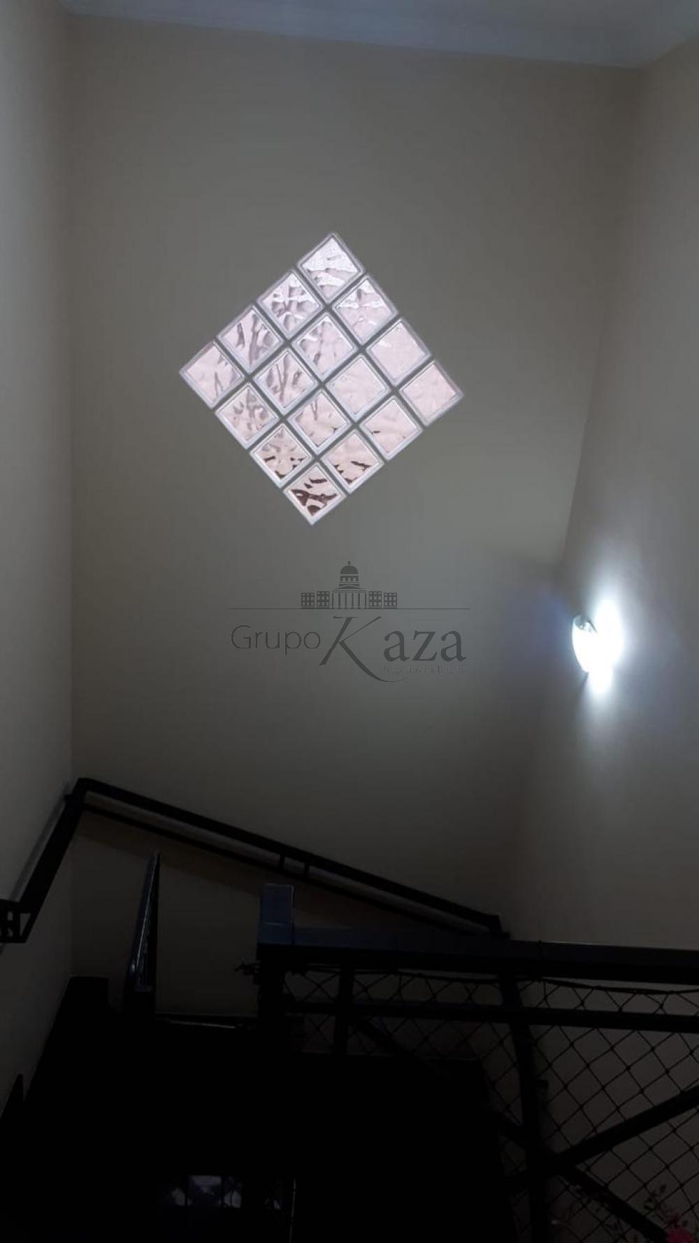 Foto 6 de Casa Padrão em Jardim Terras do Sul, São José dos Campos - imagem 6