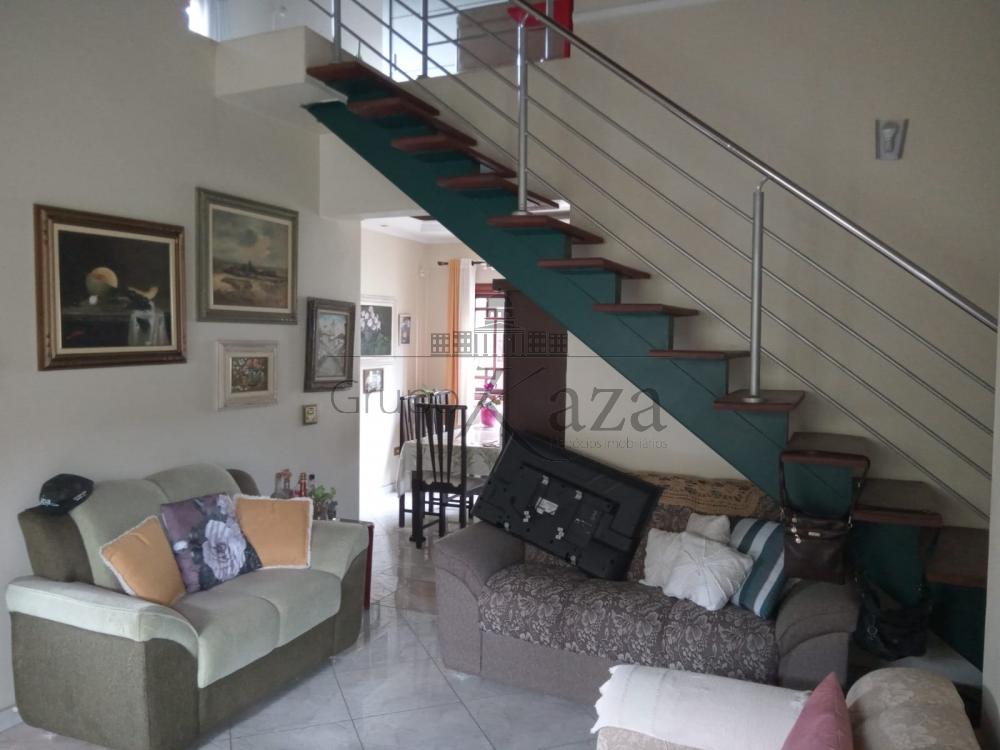 Foto 1 de Casa Sobrado em Chácaras Santa Maria, Jacareí - imagem 1 Foto 1 de Casa Sobrado em Chácaras Santa Maria, Jacareí - imagem 1