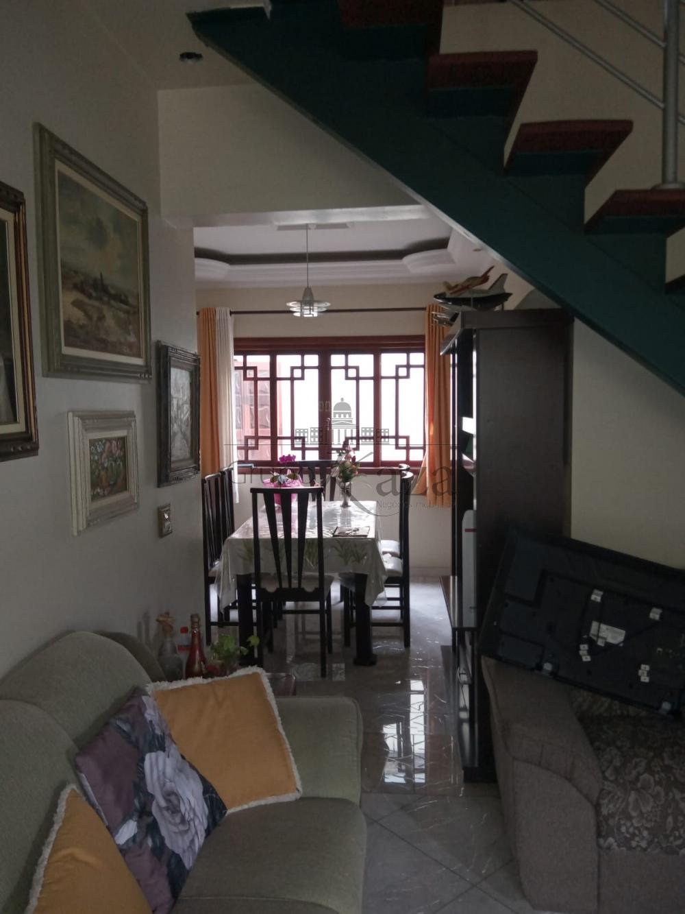 Foto 2 de Casa Sobrado em Chácaras Santa Maria, Jacareí - imagem 2 Foto 2 de Casa Sobrado em Chácaras Santa Maria, Jacareí - imagem 2