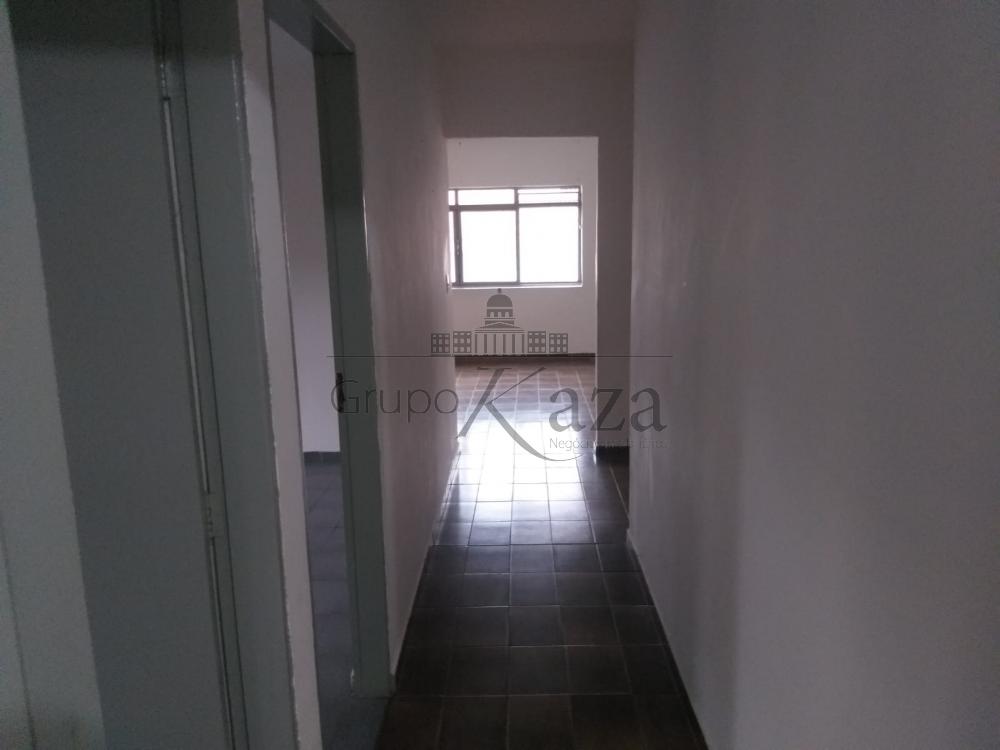 Foto 3 de Casa Padrão em Jardim Anhembi, São José dos Campos - imagem 3 Foto 3 de Casa Padrão em Jardim Anhembi, São José dos Campos - imagem 3