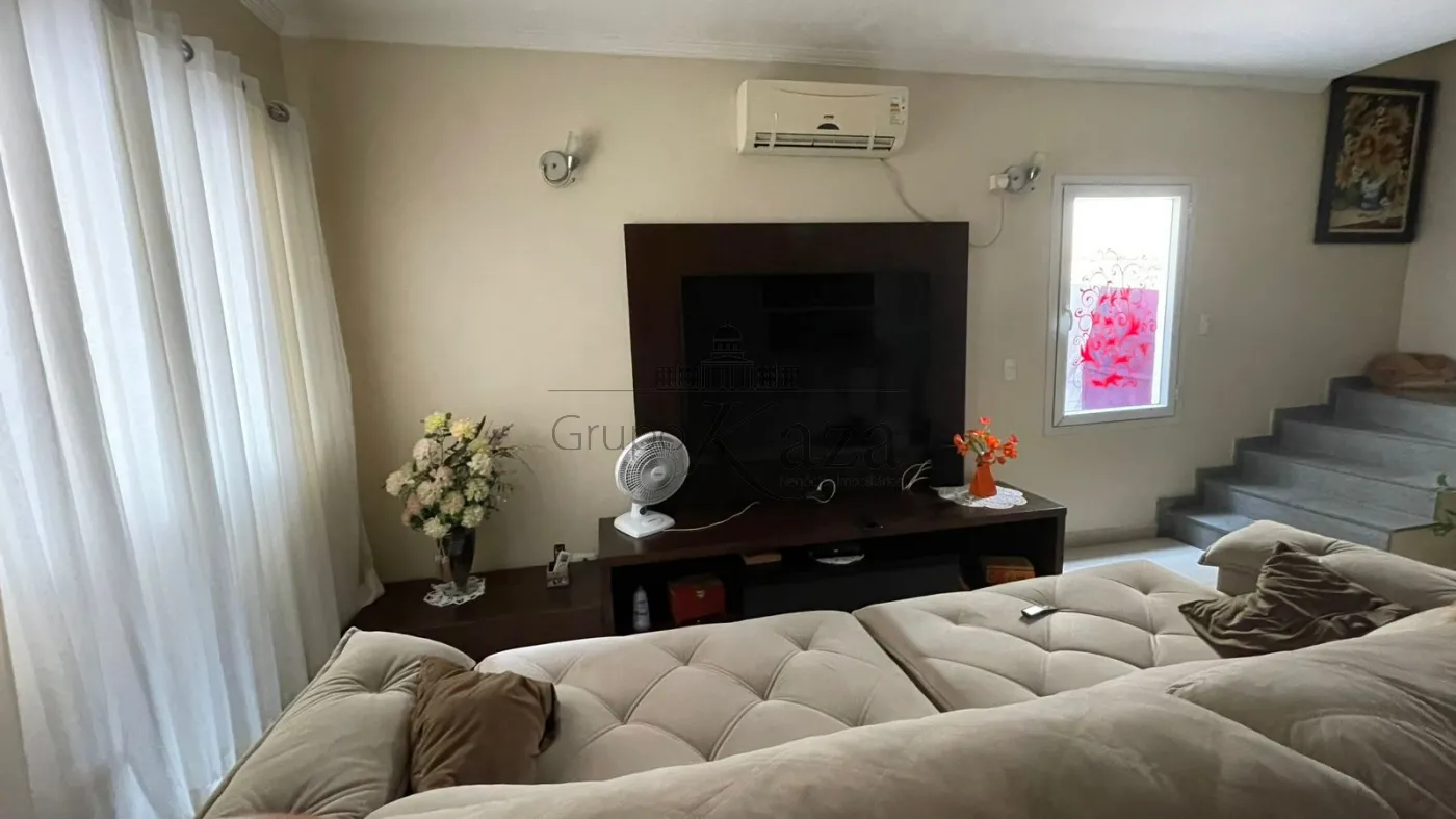 Foto 3 de Casa Condomínio em Jardim Santa Maria, Jacareí - imagem 3 Foto 3 de Casa Condomínio em Jardim Santa Maria, Jacareí - imagem 3