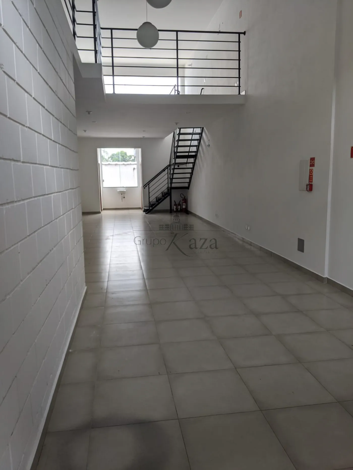 Foto 1 de Comercial Galpão em Jardim das Indústrias, São José dos Campos - imagem 1 Foto 1 de Comercial Galpão em Jardim das Indústrias, São José dos Campos - imagem 1