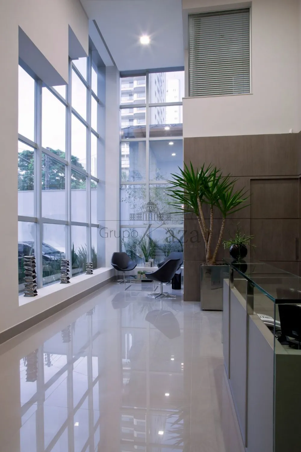 Foto 1 de Comercial Prédio em Vila Adyana, São José dos Campos - imagem 1 Foto 1 de Comercial Prédio em Vila Adyana, São José dos Campos - imagem 1