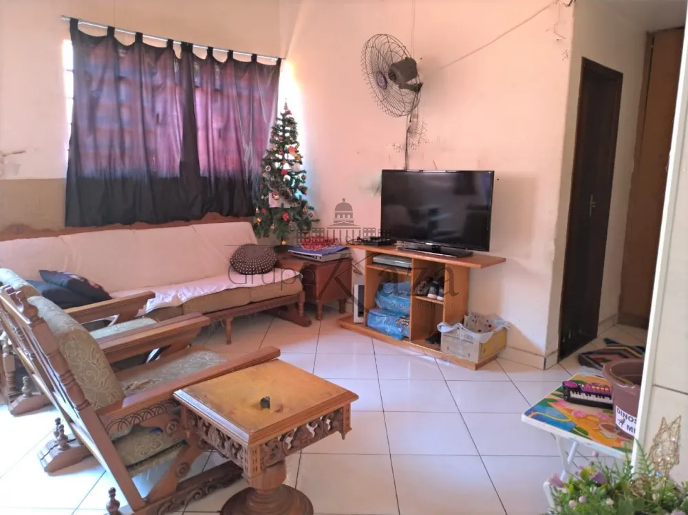 Foto 1 de Casa Padrão em Parque Industrial, São José dos Campos - imagem 1 Foto 1 de Casa Padrão em Parque Industrial, São José dos Campos - imagem 1