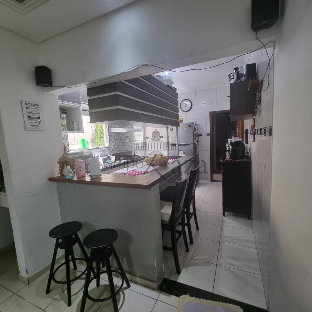 Foto 6 de Casa Sobrado em Parque Interlagos, São José dos Campos - imagem 6