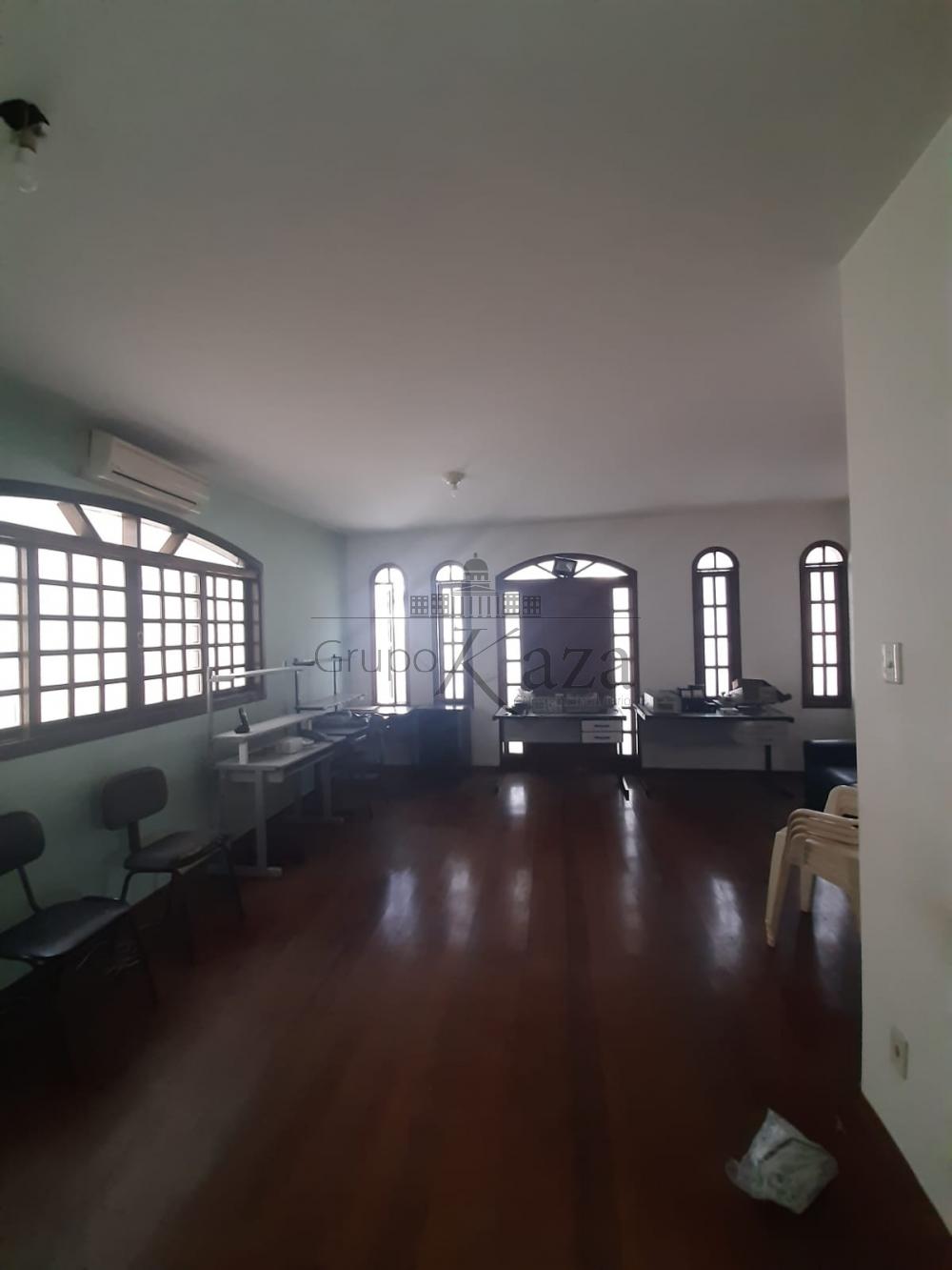 Foto 2 de Casa Comercial Residencial em Parque Industrial, São José dos Campos - imagem 2 Foto 2 de Casa Comercial Residencial em Parque Industrial, São José dos Campos - imagem 2