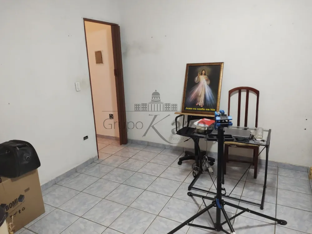 Foto 18 de Casa Padrão em Jardim Ismênia, São José dos Campos - imagem 18