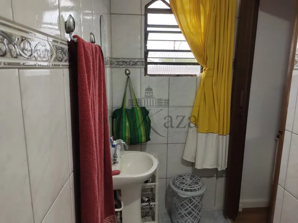 Foto 8 de Casa Padrão em Jardim Ismênia, São José dos Campos - imagem 8
