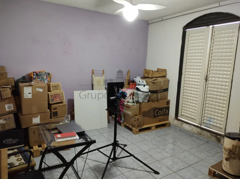 Foto 19 de Casa Padrão em Jardim Ismênia, São José dos Campos - imagem 19