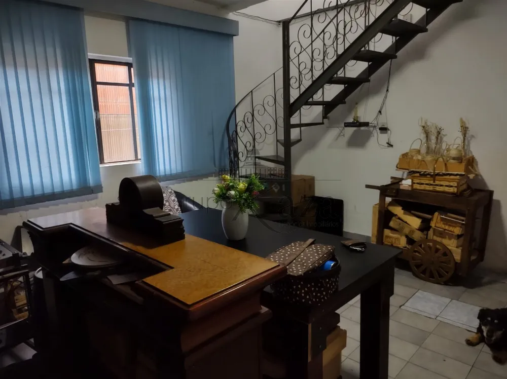 Foto 4 de Casa Padrão em Jardim Ismênia, São José dos Campos - imagem 4