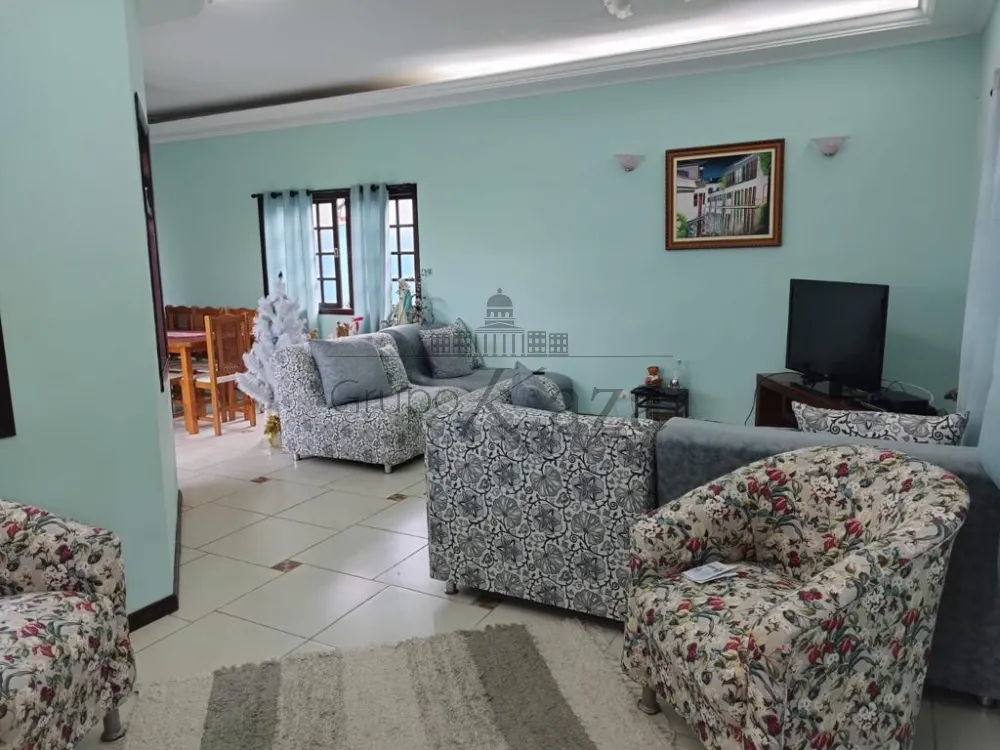 Foto 2 de Casa Sobrado em Jardim Siesta, Jacareí - imagem 2 Foto 2 de Casa Sobrado em Jardim Siesta, Jacareí - imagem 2