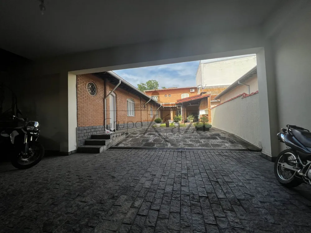 Foto 2 de Casa Sobrado em Vila São João, Caçapava - imagem 2 Foto 2 de Casa Sobrado em Vila São João, Caçapava - imagem 2