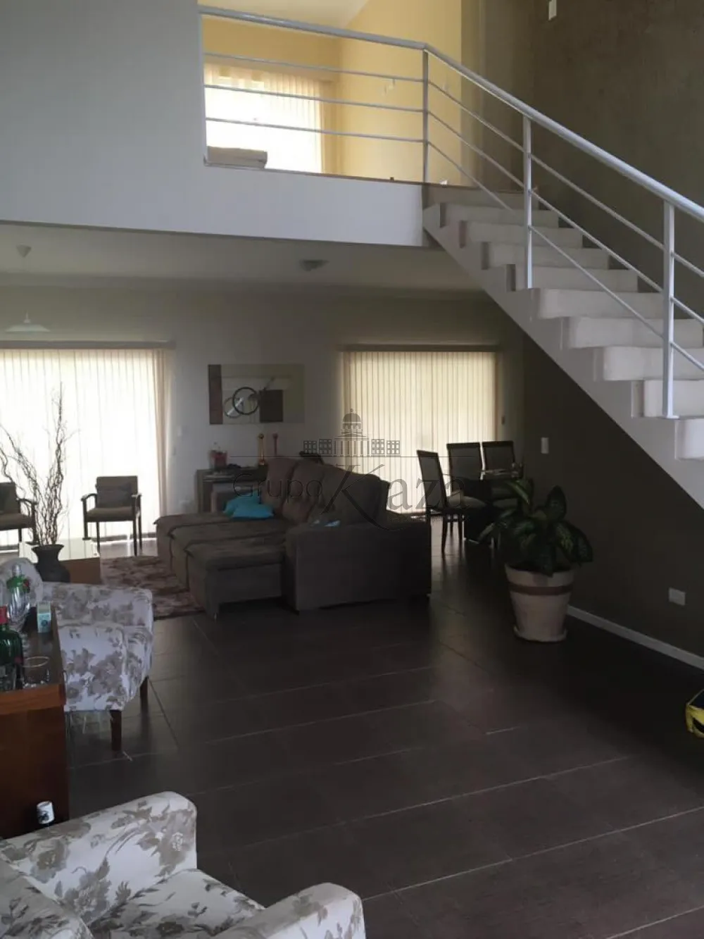 Foto 2 de Casa Condomínio em Terras de Santa Helena, Jacareí - imagem 2 Foto 2 de Casa Condomínio em Terras de Santa Helena, Jacareí - imagem 2