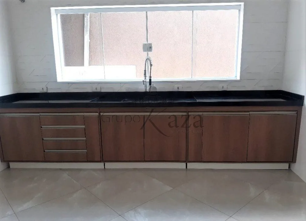 Foto 10 de Casa Sobrado em Vila Aprazível, Jacareí - imagem 10