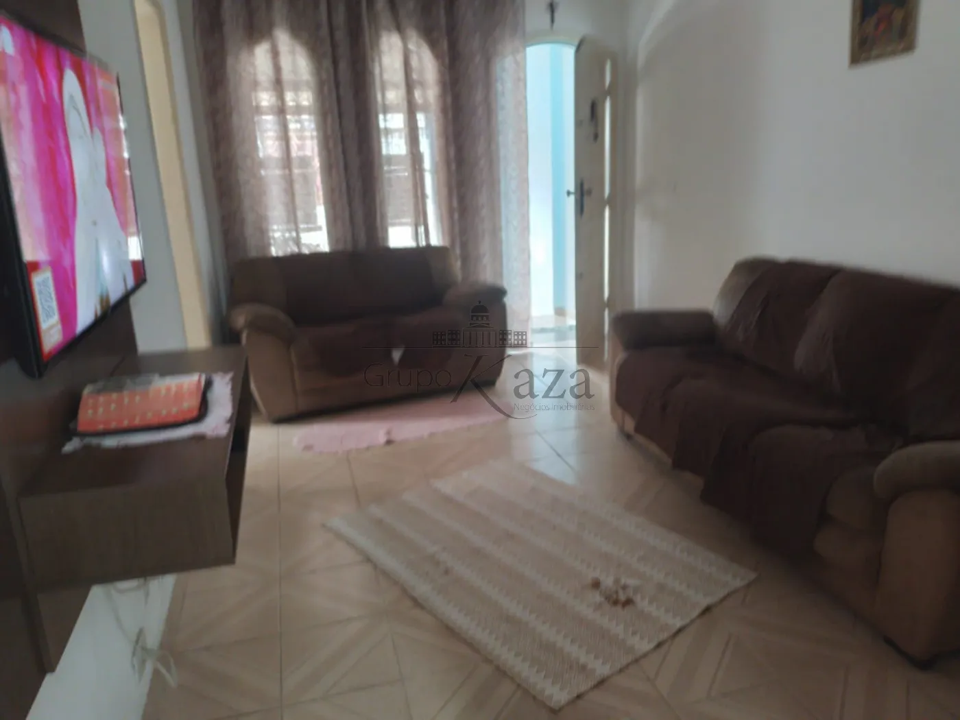 Foto 1 de Casa Padrão em Jardim das Industrias, Jacareí - imagem 1 Foto 1 de Casa Padrão em Jardim das Industrias, Jacareí - imagem 1