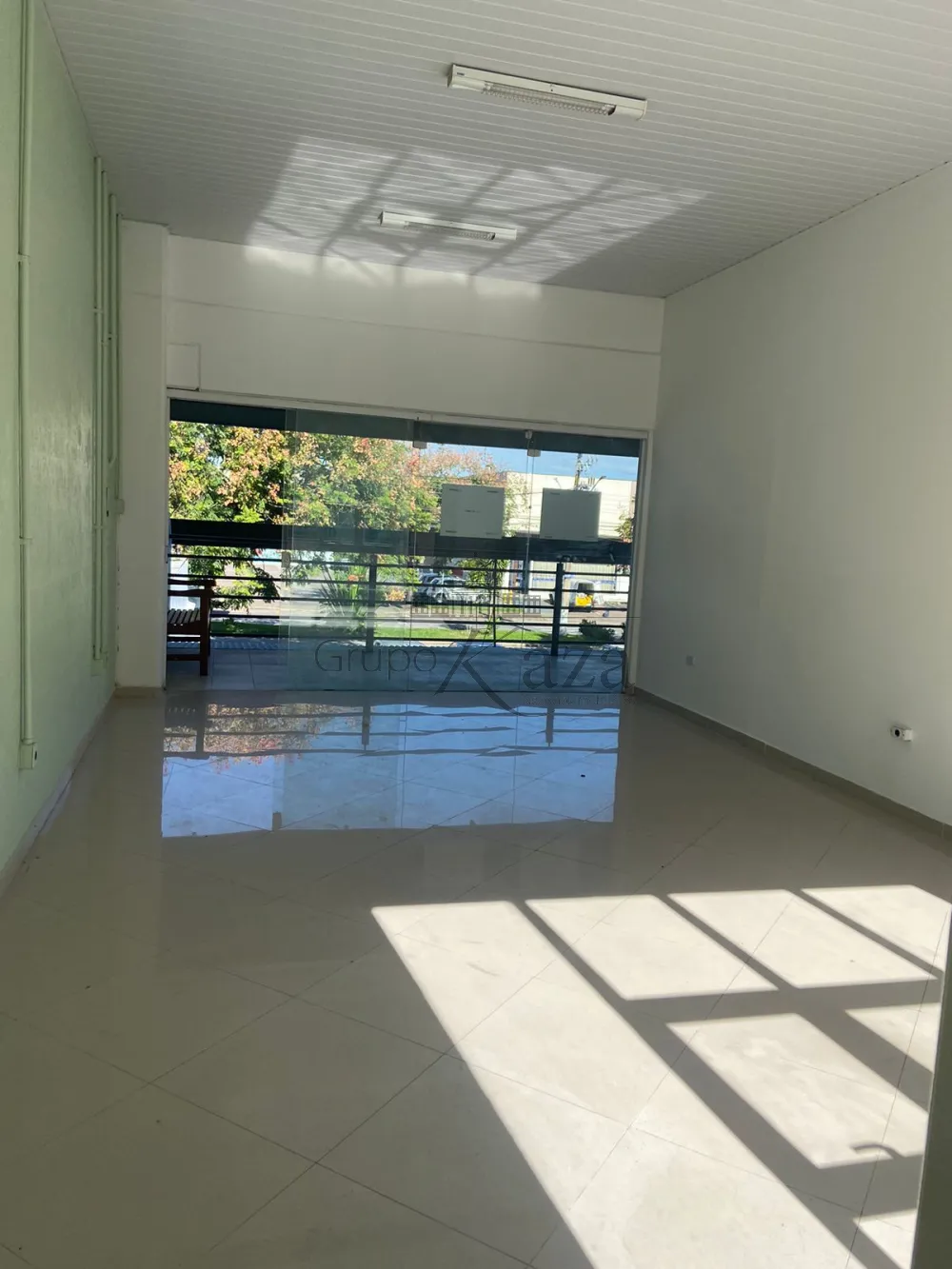 Foto 1 de Comercial Sala Condomínio em Villa Branca, Jacareí - imagem 1 Foto 1 de Comercial Sala Condomínio em Villa Branca, Jacareí - imagem 1