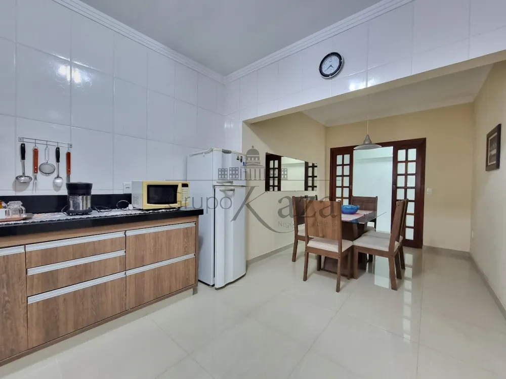 Foto 3 de Casa Comercial Residencial em Parque Industrial, São José dos Campos - imagem 3 Foto 3 de Casa Comercial Residencial em Parque Industrial, São José dos Campos - imagem 3