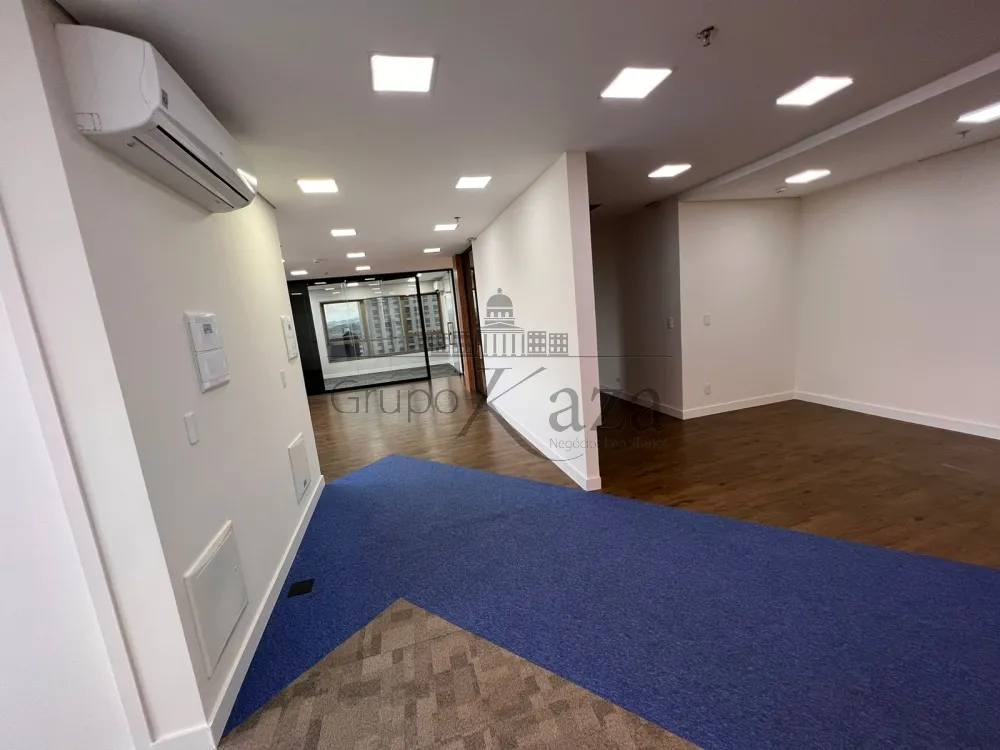 Foto 17 de Comercial Sala Condomínio em Jardim Alvorada, São José dos Campos - imagem 17