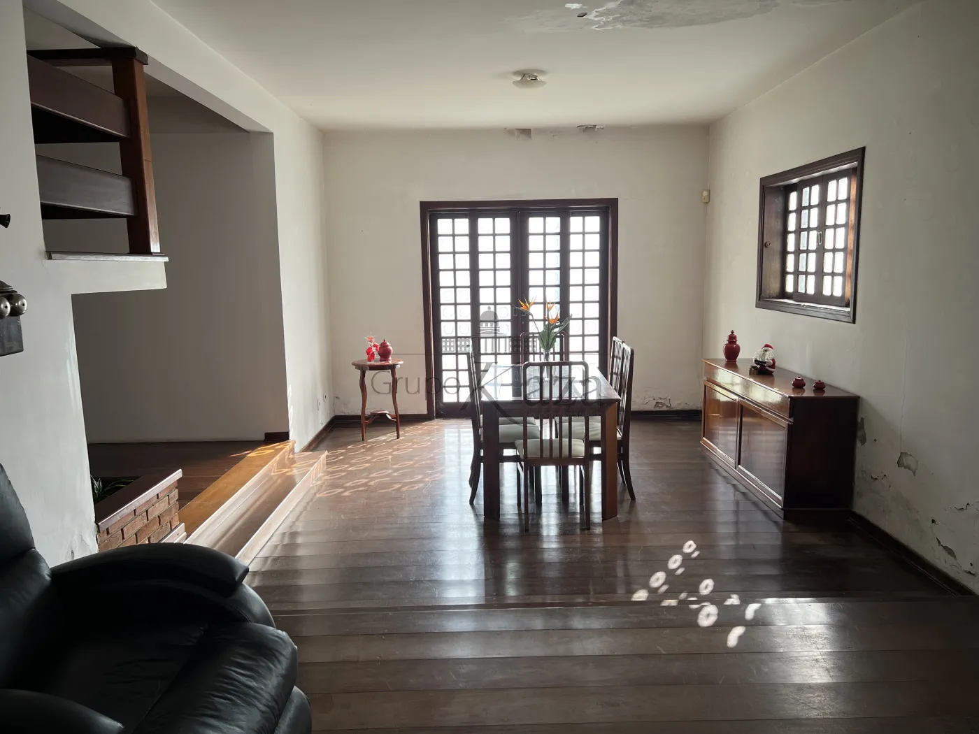 Foto 1 de Casa Sobrado em Jardim Santa Maria, Jacareí - imagem 1 Foto 1 de Casa Sobrado em Jardim Santa Maria, Jacareí - imagem 1