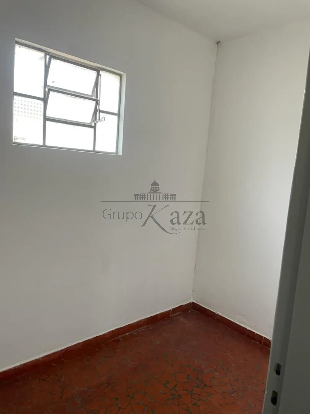 Foto 2 de Comercial Casa em Conjunto Residencial Vale dos Pinheiros, São José dos Campos - imagem 2 Foto 2 de Comercial Casa em Conjunto Residencial Vale dos Pinheiros, São José dos Campos - imagem 2