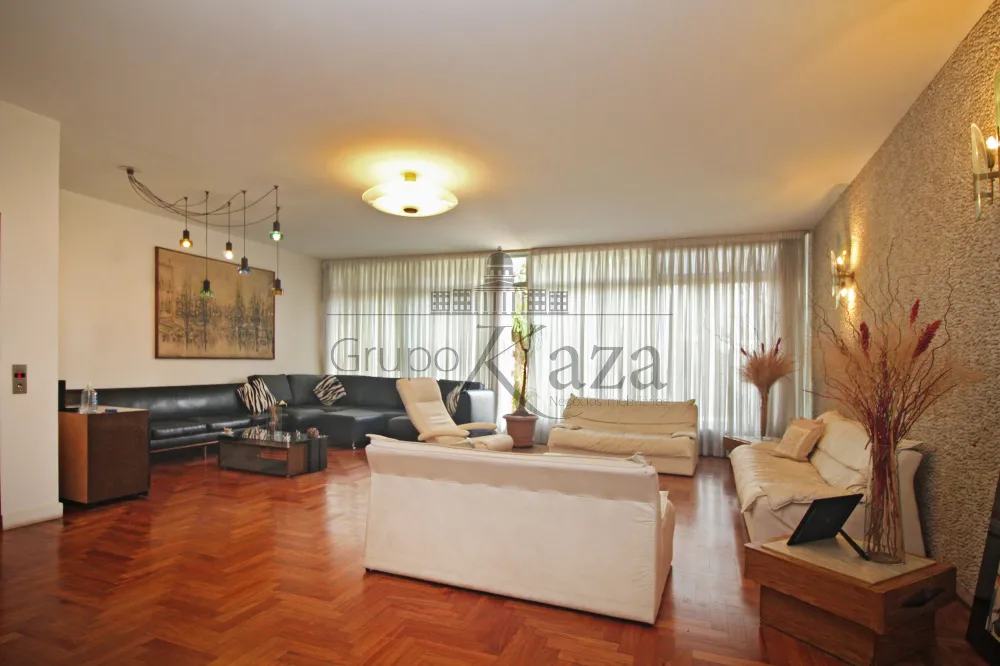 Foto 2 de Casa Padrão em Vila Mariana, São Paulo - imagem 2 Foto 2 de Casa Padrão em Vila Mariana, São Paulo - imagem 2