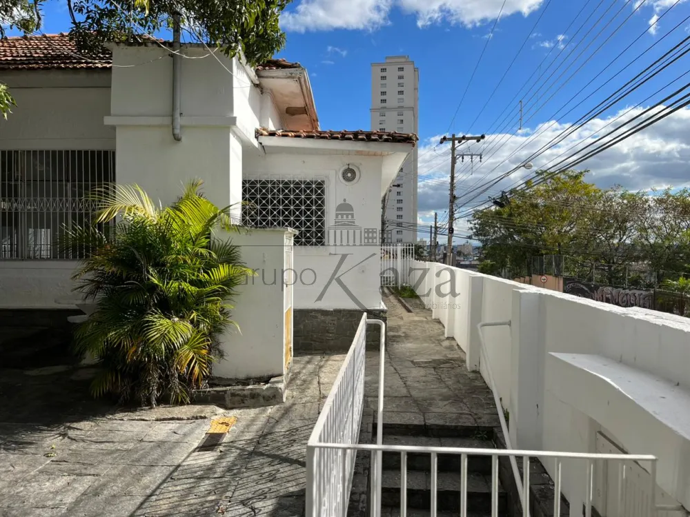 Foto 2 de Casa Comercial Residencial em Centro, Jacareí - imagem 2 Foto 2 de Casa Comercial Residencial em Centro, Jacareí - imagem 2