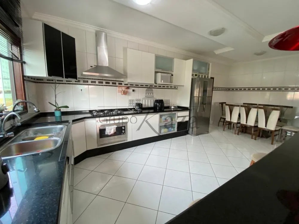 Foto 10 de Casa Comercial  Residencial em Jardim Uirá, São José dos Campos - imagem 10