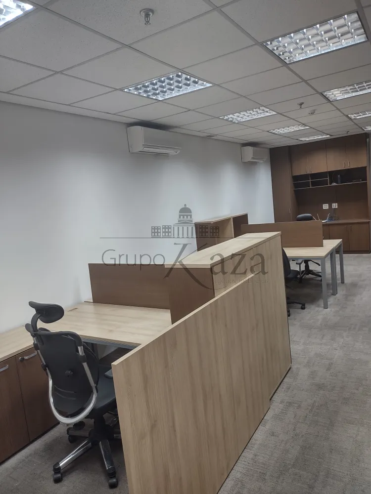 São Paulo Comercial Locacao R$ 9.800,00 Condominio R$2.064,67 1 Dormitorio 3 Vagas Area construida 107.00m2 - foto 2