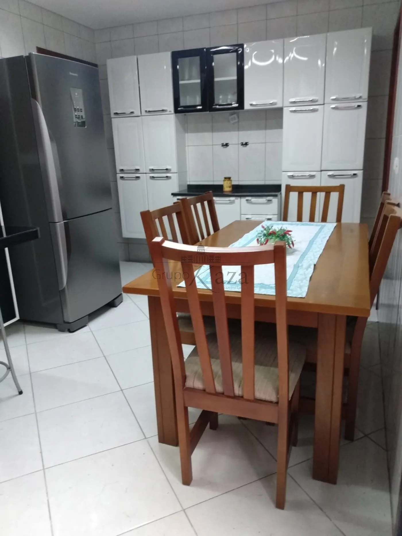 Foto 2 de Casa Padrão em Parque Interlagos, São José dos Campos - imagem 2 Foto 2 de Casa Padrão em Parque Interlagos, São José dos Campos - imagem 2